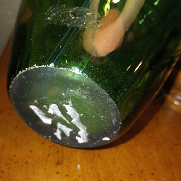 Large Hand-blown Glass Vase - Picture 3 of 9